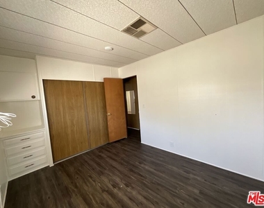 1014 W Johnston Avenue - Photo Thumbnail 11