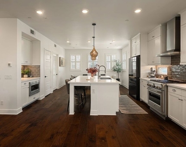 5103 E Echo Street - Photo Thumbnail 8