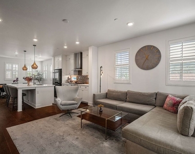 5103 E Echo Street - Photo Thumbnail 4