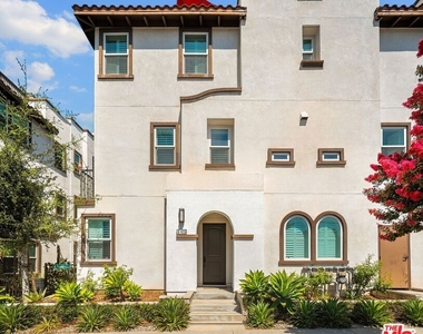5103 E Echo Street - Photo Thumbnail 1