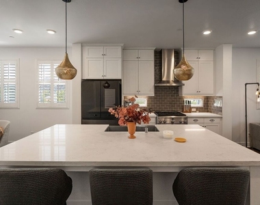5103 E Echo Street - Photo Thumbnail 10