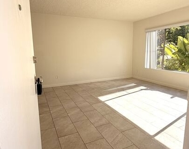 2807 6th Street - Photo Thumbnail 1