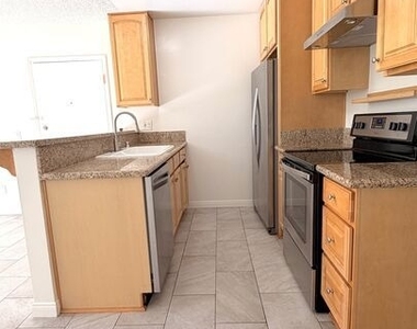 2807 6th Street - Photo Thumbnail 4