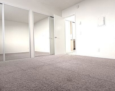 2807 6th Street - Photo Thumbnail 11