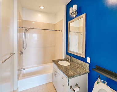 3810 Wilshire Blvd - Photo Thumbnail 13