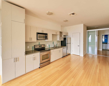 3810 Wilshire Blvd - Photo Thumbnail 16