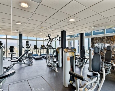 3810 Wilshire Blvd - Photo Thumbnail 2