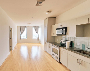 3810 Wilshire Blvd - Photo Thumbnail 17
