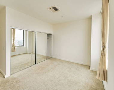 3810 Wilshire Blvd - Photo Thumbnail 14