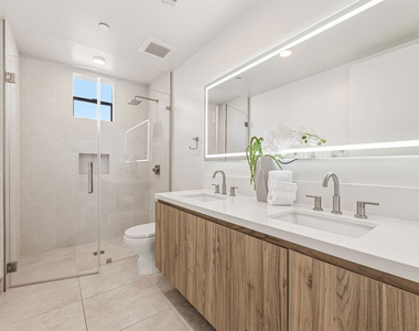 3659 1/2 Regal Pl, Los Angeles, Ca 90068, Usa - Photo Thumbnail 22
