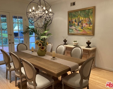 898 N Bundy Drive - Photo Thumbnail 10