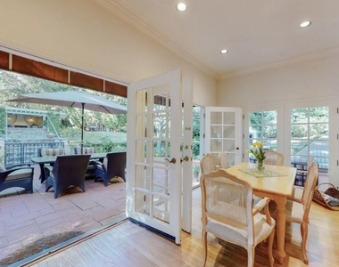 898 N Bundy Drive - Photo Thumbnail 9