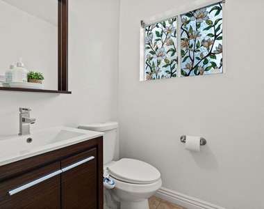 11907 Darlington Avenue - Photo Thumbnail 11