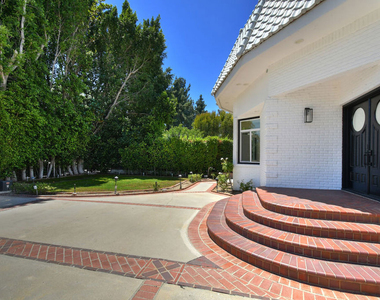 14713 Valleyheart Drive - Photo Thumbnail 19