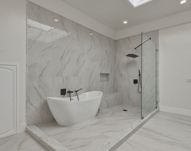 14713 Valleyheart Drive - Photo Thumbnail 7