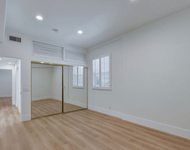 14713 Valleyheart Drive - Photo Thumbnail 35