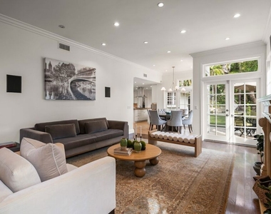 9023 Alto Cedro Drive - Photo Thumbnail 31