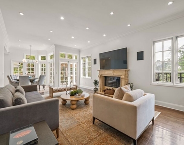 9023 Alto Cedro Drive - Photo Thumbnail 32