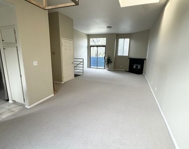 1749 12th Street - Photo Thumbnail 29