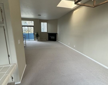 1749 12th Street - Photo Thumbnail 14