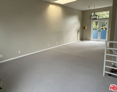 1749 12th Street - Photo Thumbnail 20