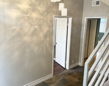 1749 12th Street - Photo Thumbnail 4