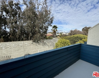 1749 12th Street - Photo Thumbnail 42