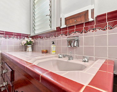 343 N Bronson Avenue - Photo Thumbnail 41