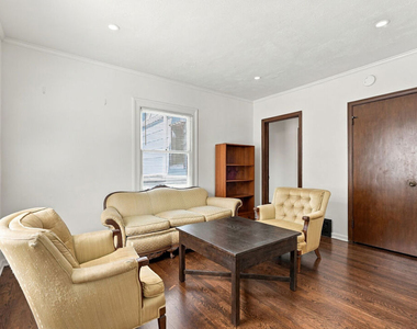 343 N Bronson Avenue - Photo Thumbnail 19