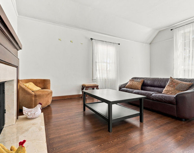 343 N Bronson Avenue - Photo Thumbnail 7