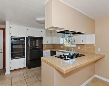 28665 Zion Drive - Photo Thumbnail 11