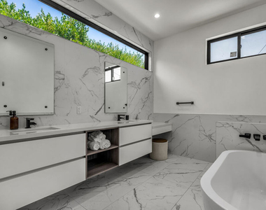 12136 Clarkson Road - Photo Thumbnail 26