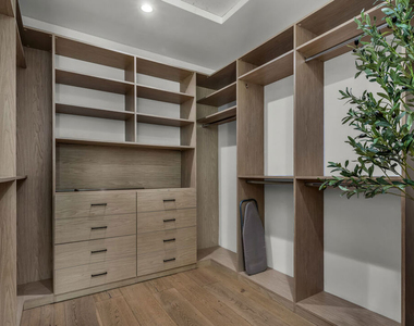 12136 Clarkson Road - Photo Thumbnail 25