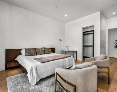 12136 Clarkson Road - Photo Thumbnail 22