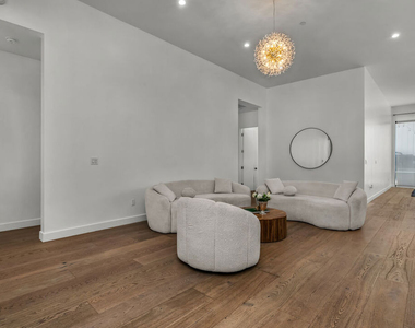 12136 Clarkson Road - Photo Thumbnail 7