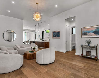 12136 Clarkson Road - Photo Thumbnail 6