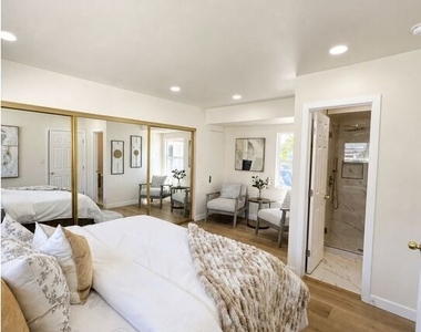 10911 Lemay Street - Photo Thumbnail 20