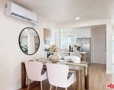 10911 Lemay Street - Photo Thumbnail 7