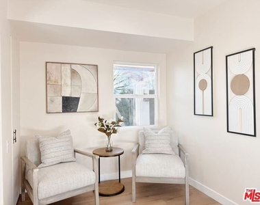 10911 Lemay Street - Photo Thumbnail 21