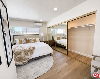 10911 Lemay Street - Photo Thumbnail 19