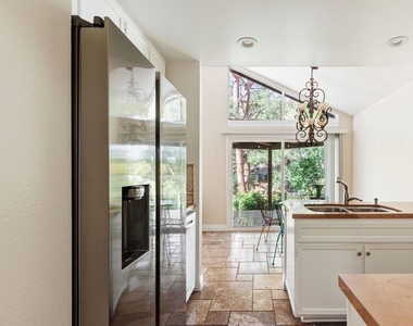 30712 Lakefront Drive - Photo Thumbnail 13