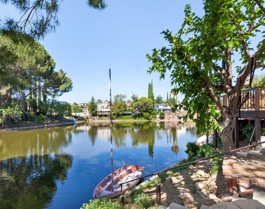 30712 Lakefront Drive - Photo Thumbnail 32