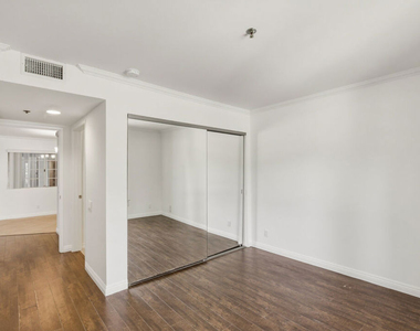 4401 Sepulveda Boulevard - Photo Thumbnail 7