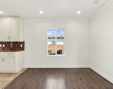 10551 Blucher Avenue - Photo Thumbnail 7