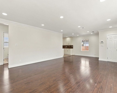 10551 Blucher Avenue - Photo Thumbnail 6