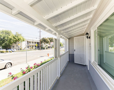 715 S Lake Street - Photo Thumbnail 6