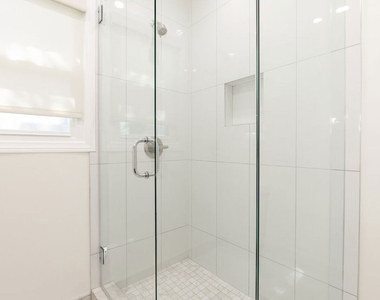 715 S Lake Street - Photo Thumbnail 17