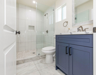 715 S Lake Street - Photo Thumbnail 24
