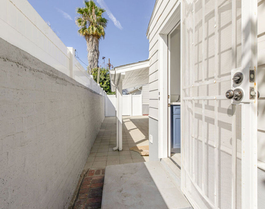 715 S Lake Street - Photo Thumbnail 26