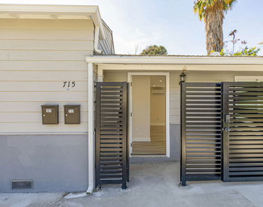 715 S Lake Street - Photo Thumbnail 30